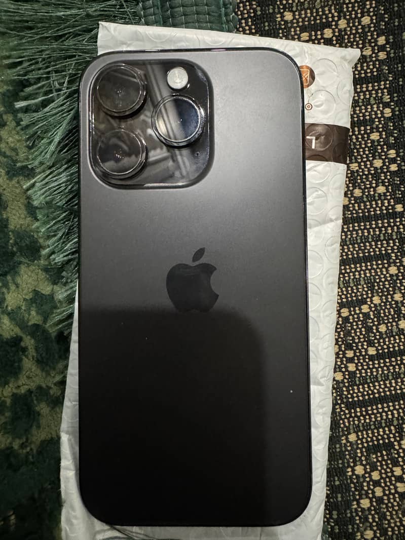 Apple iPhone 14 Pro 0
