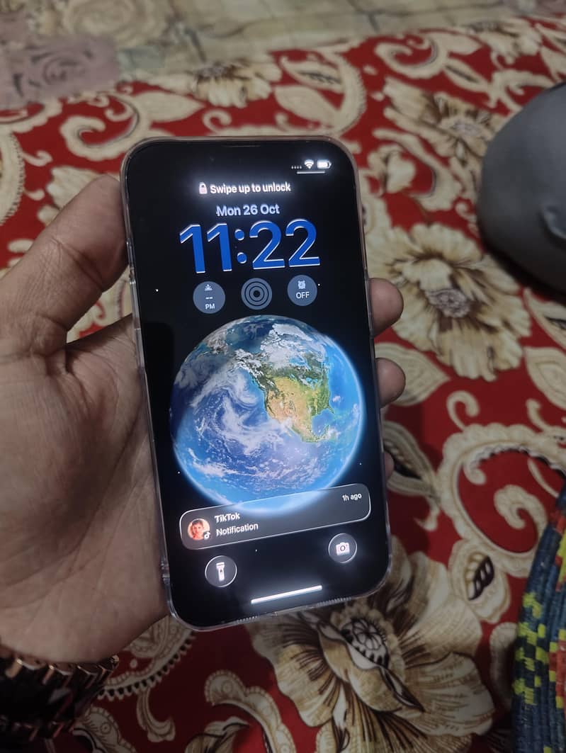 Apple iPhone 13 Pro 4