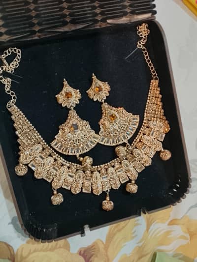 jewellery set
