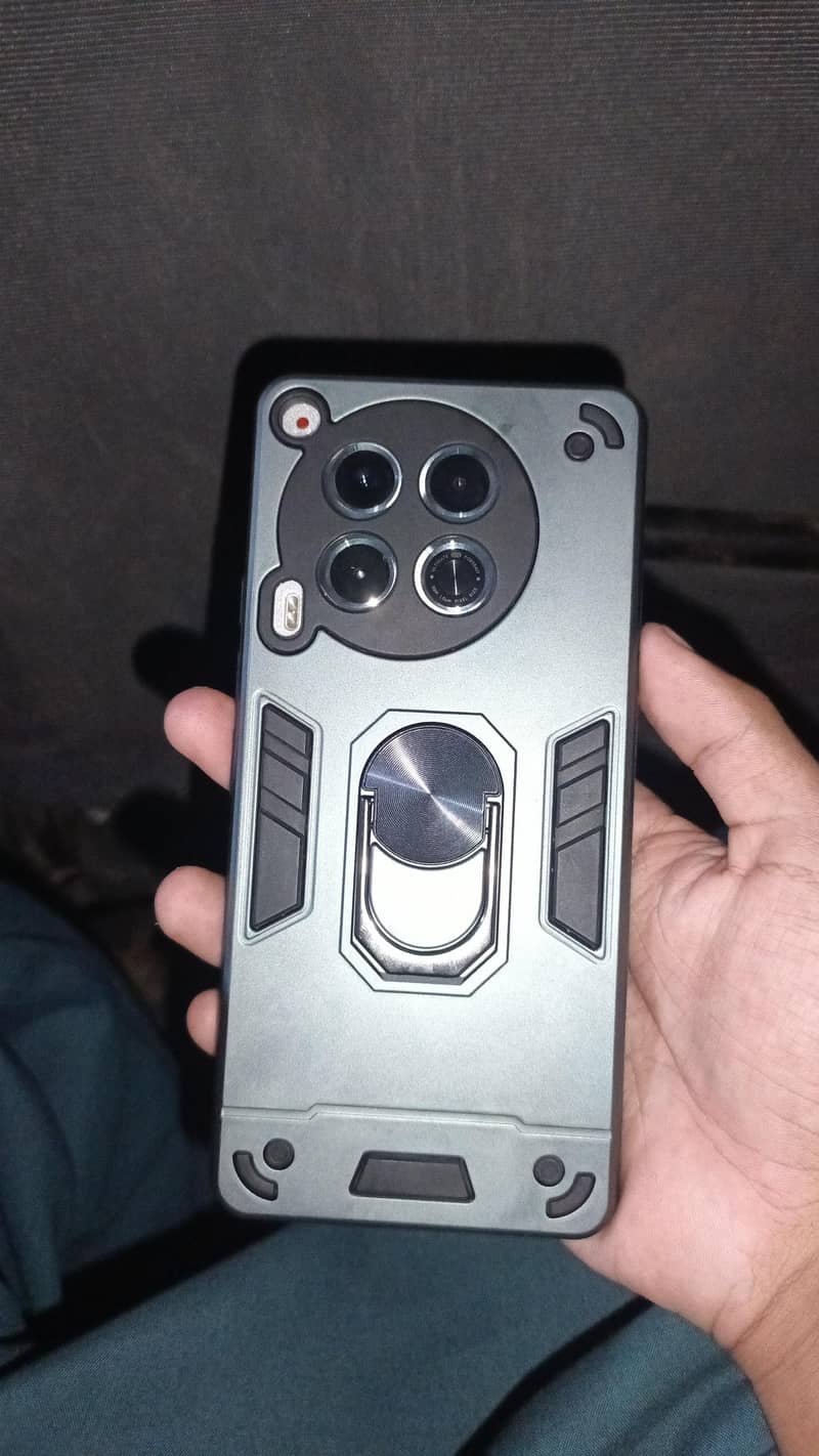 Tecno CAMON 30S 2