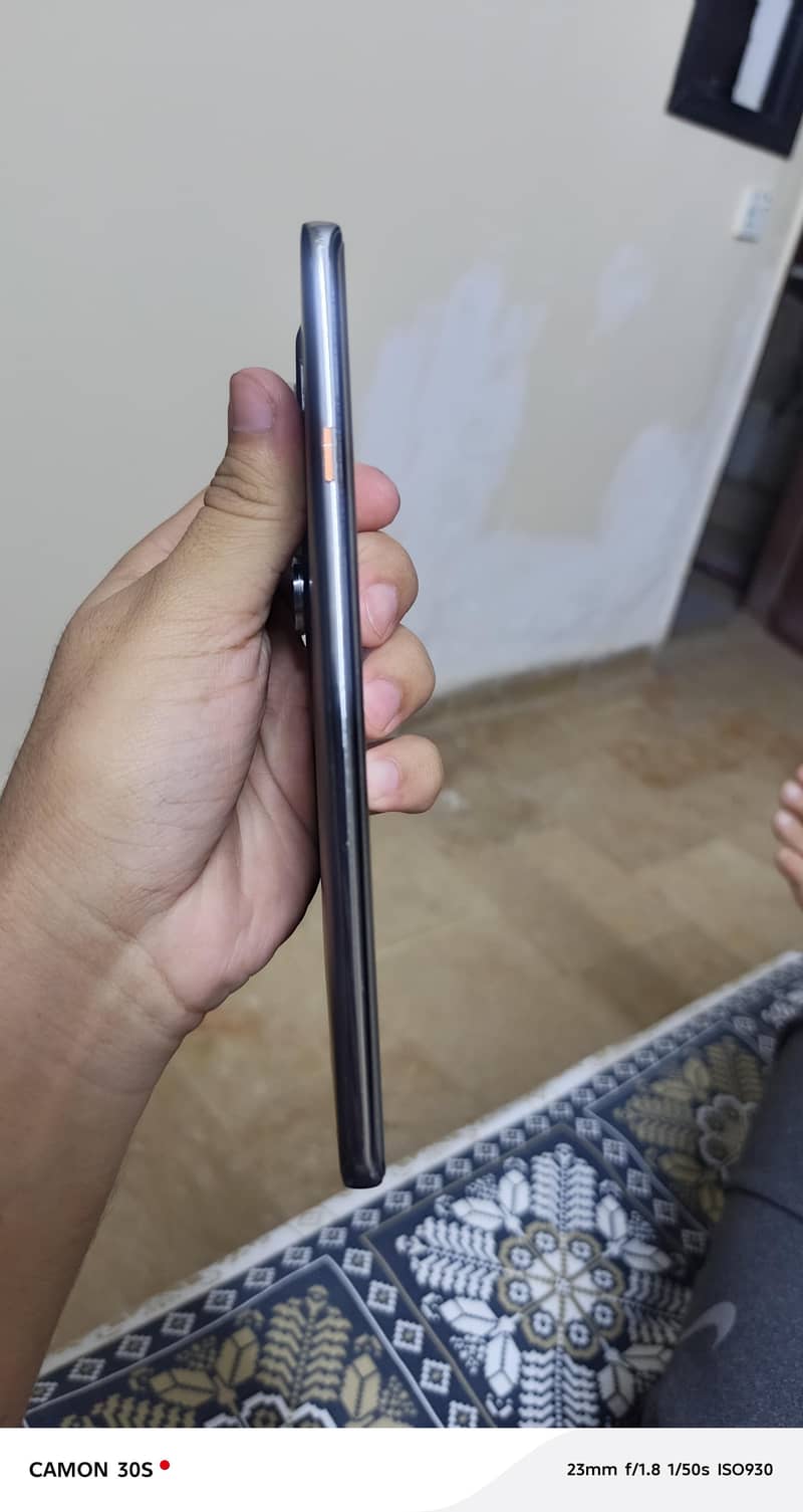 Tecno CAMON 40 Pro 2