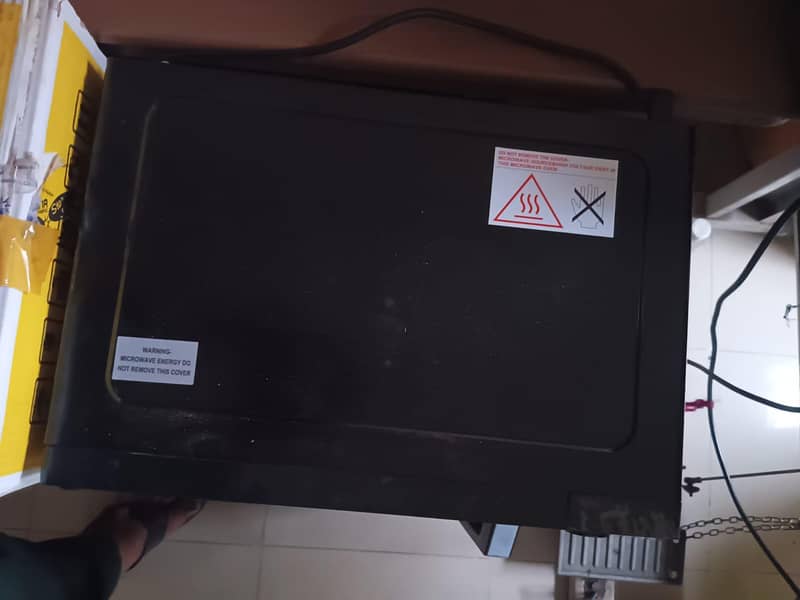 microwave oven 1