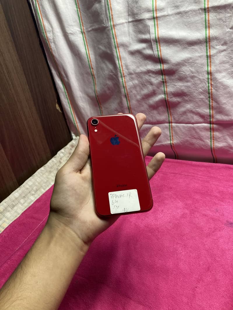 Apple iPhone XR 4