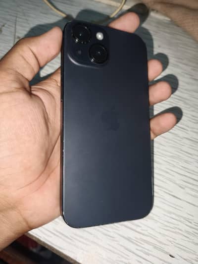 Apple iPhone 15