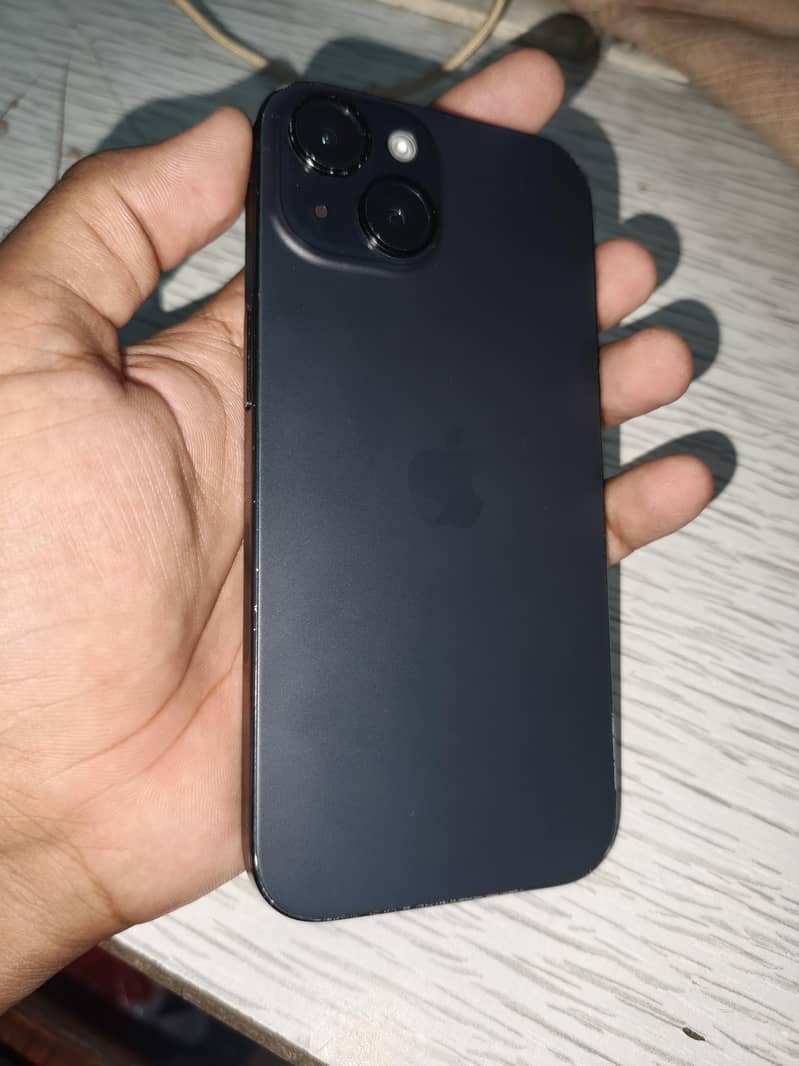 Apple iPhone 15 0