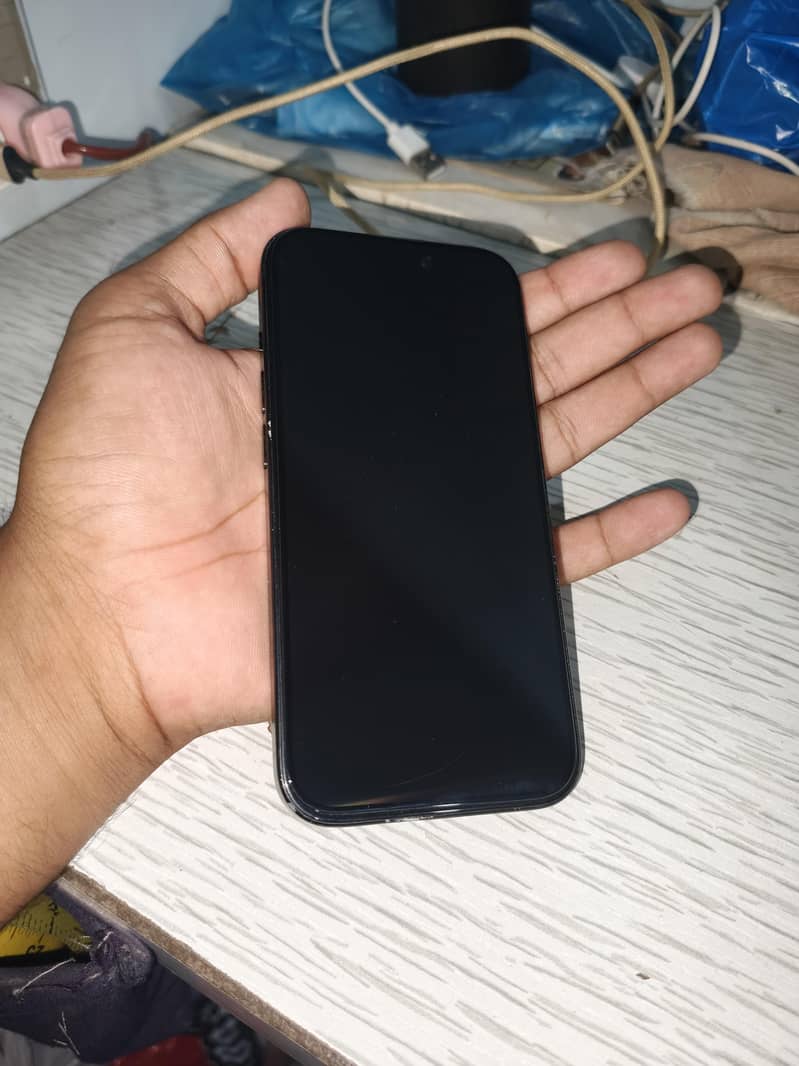 Apple iPhone 15 2