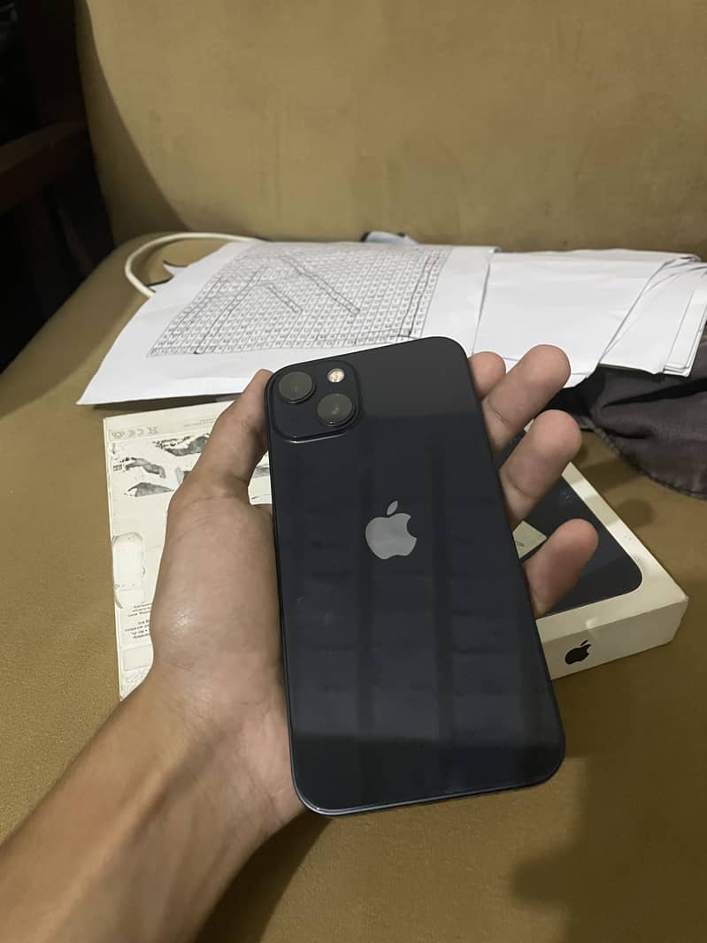 Apple iPhone 13 0
