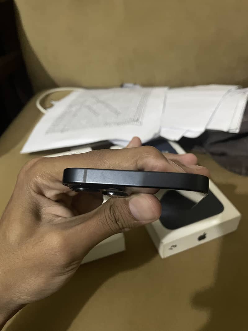 Apple iPhone 13 1