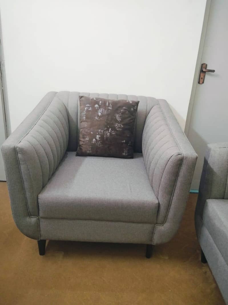 6 Seater 5