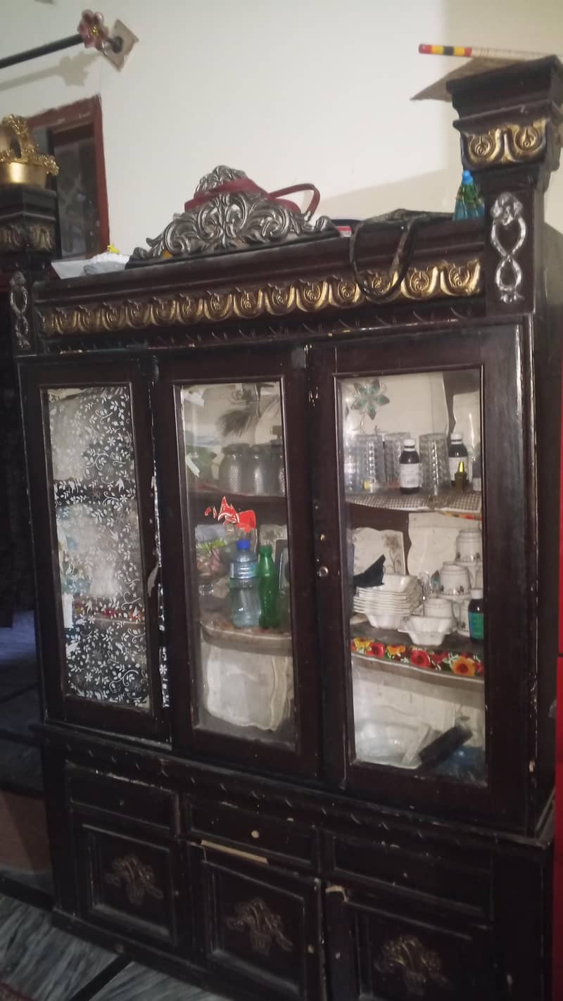 dressing + cabinets 0