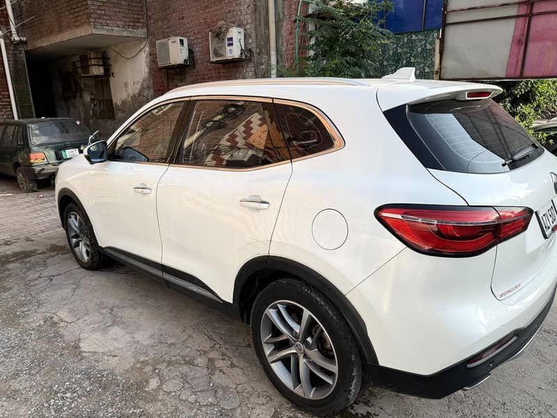 MG Hs troohy 2