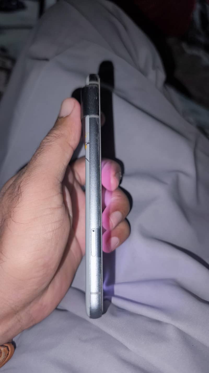 Google Pixel 8 1