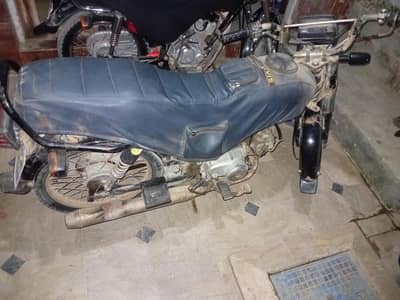 UNIQUE 0313284385six