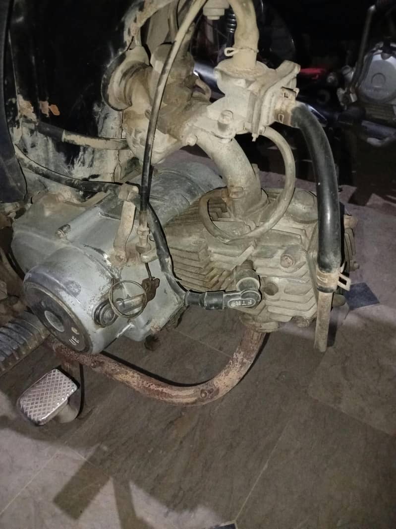 UNIQUE 0313284385six 4