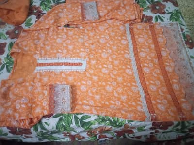 Stylish Orange Printed Kurti Set