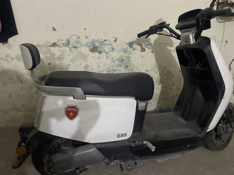 Electric Scooty 1