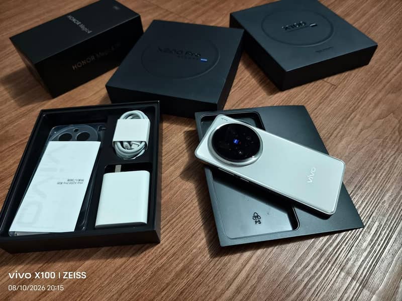 Vivo x200 Pro - Mobile Phones - 1120914812