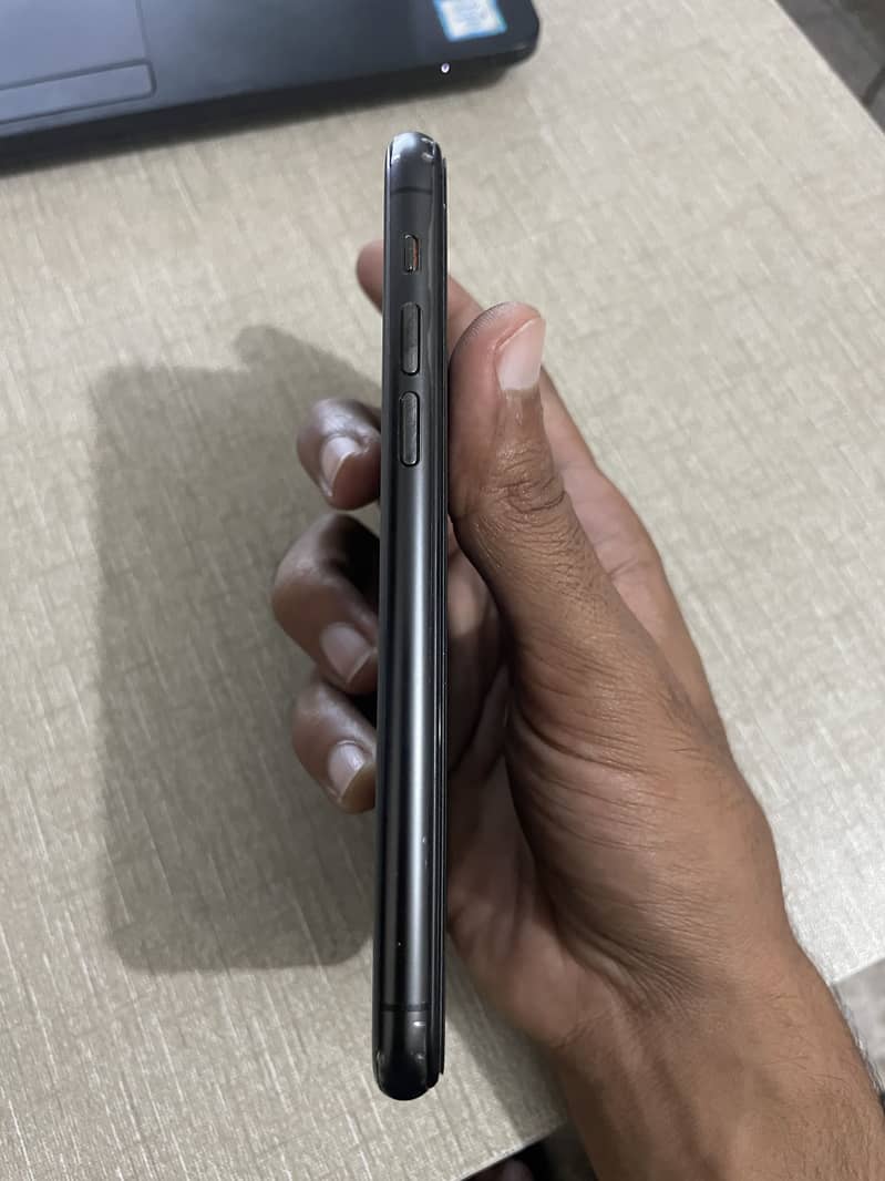 Apple iPhone 11 Pro 5