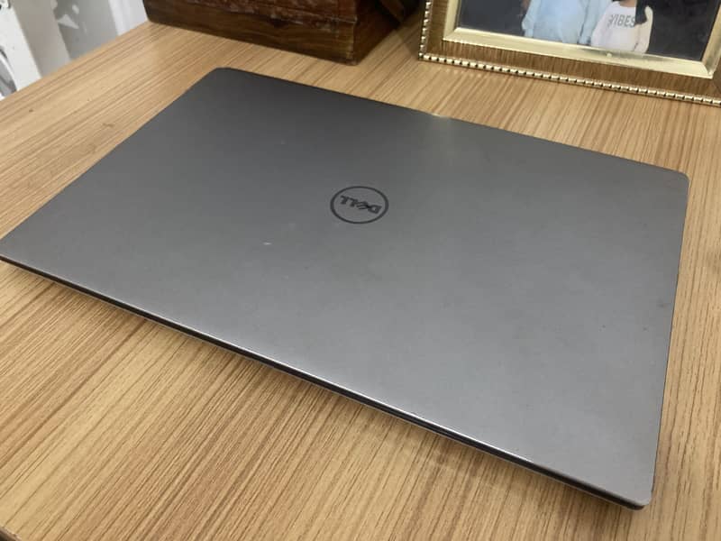 DELL XPS 9360 1