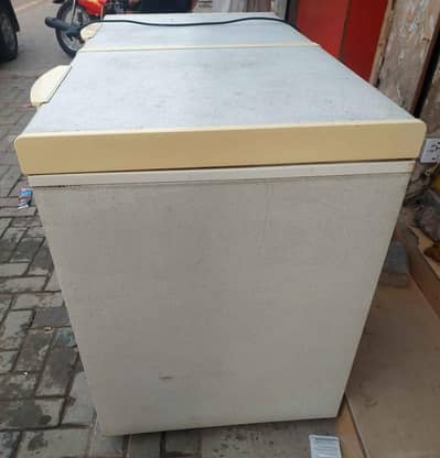 freezer for sale good condition . 03.13. 48.14. 6.08