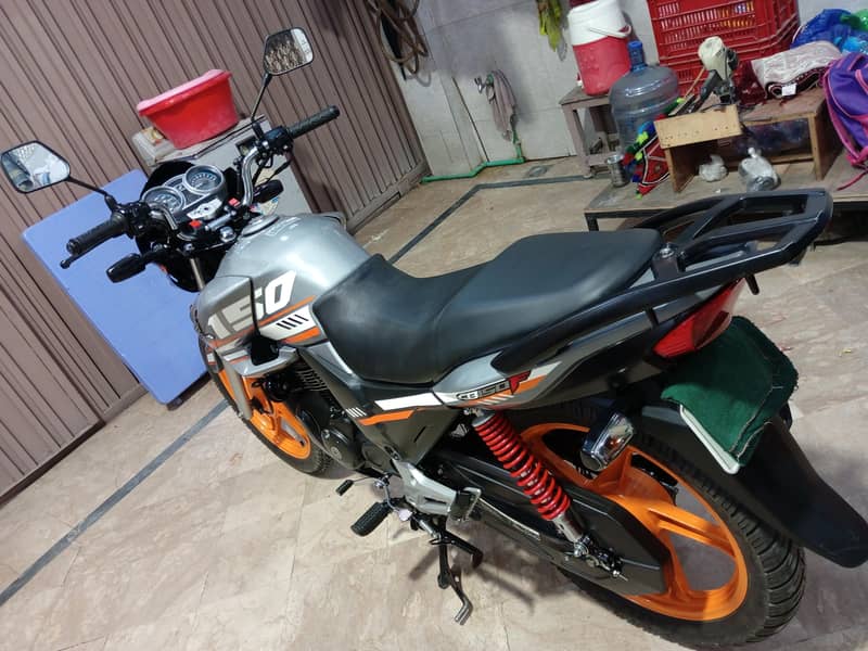 Honda cb150f 1
