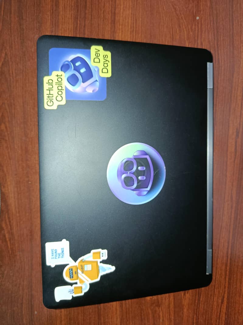 Dell Latitude E7270 0