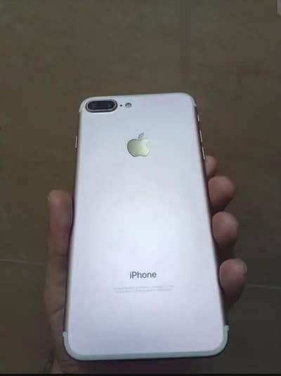 Apple iPhone 7 Plus 128gb battery or board issue
