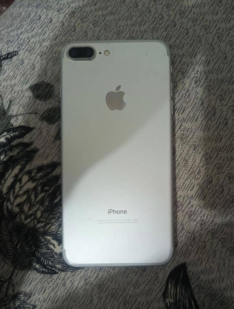 Apple iPhone 7 Plus 0