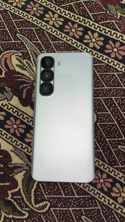 Infinix Hot 60 Pro Plus (That's final price)