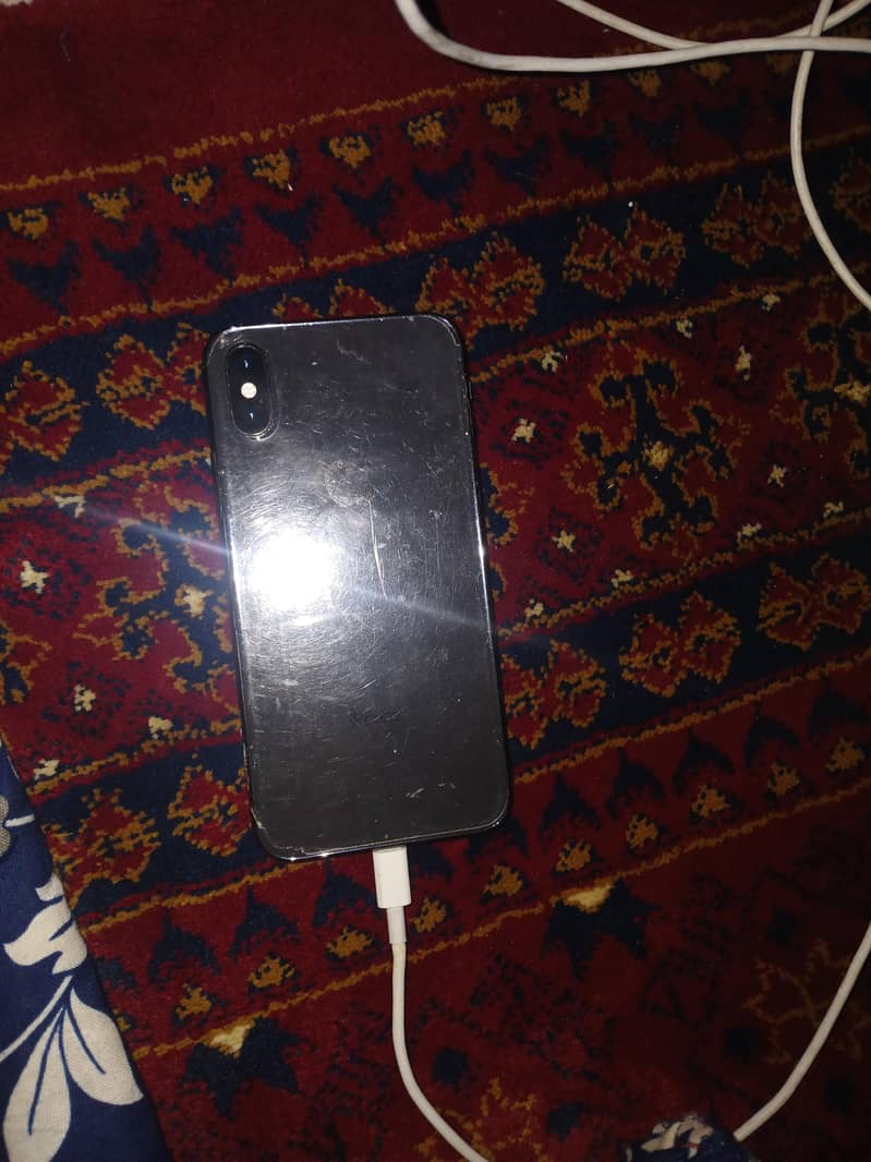 Apple iPhone Xs 0