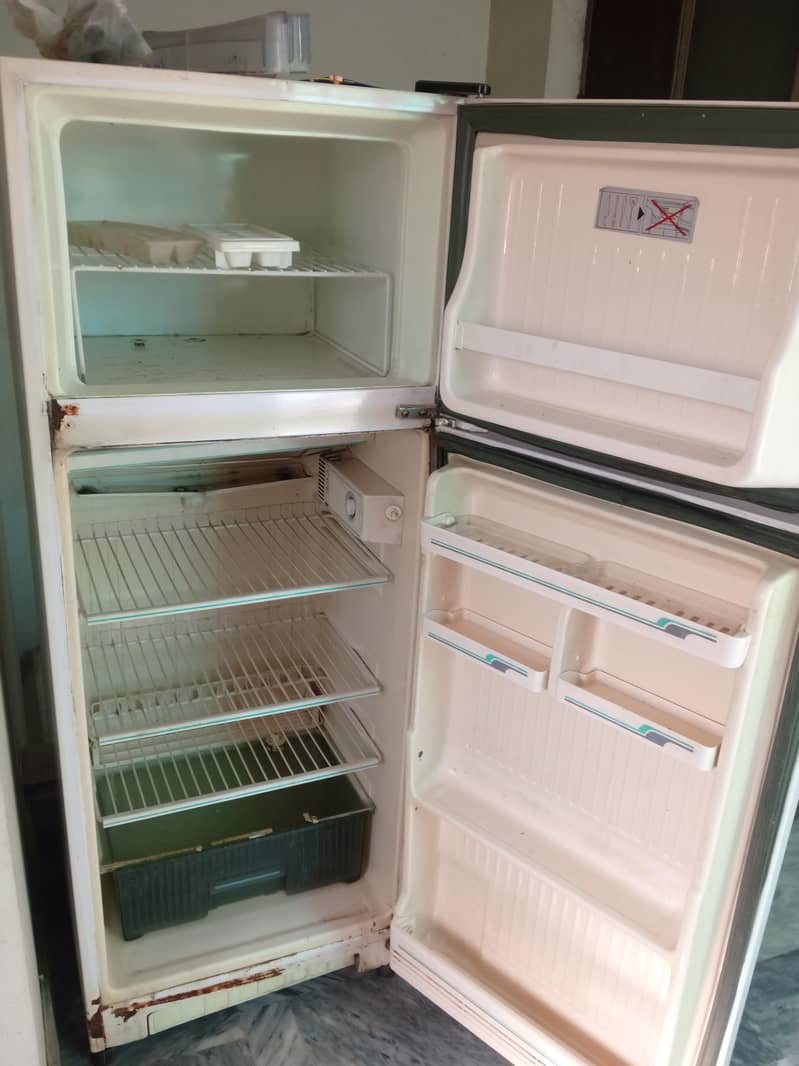 Singer Refrigerator 2