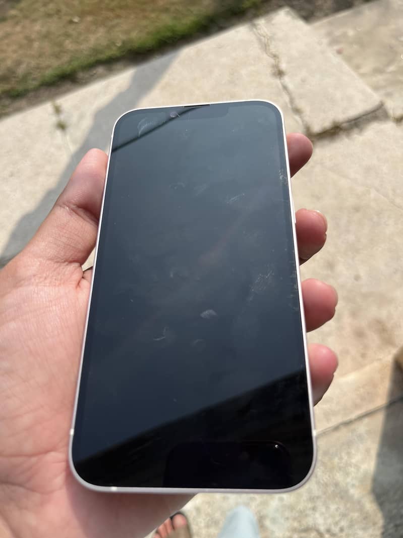 Apple iPhone 14 jv 1