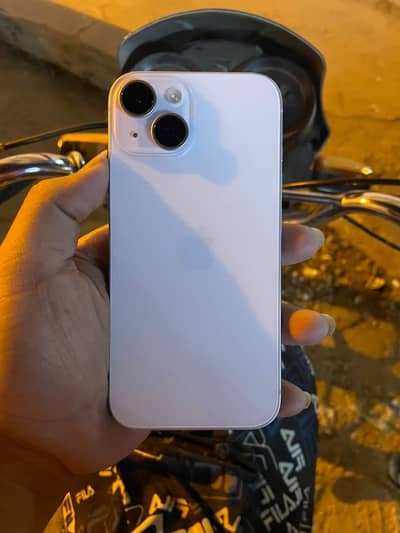 Apple iPhone 15