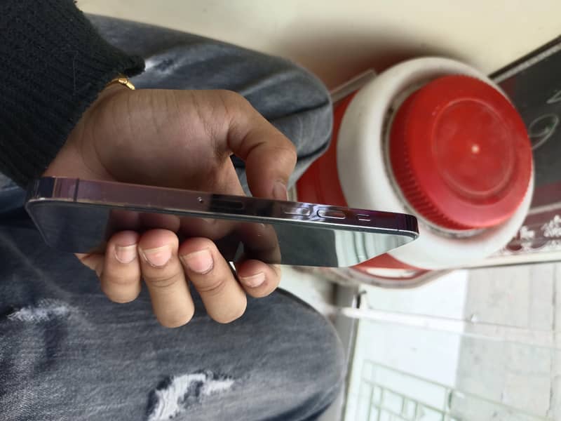 Apple iPhone 14 Pro 3