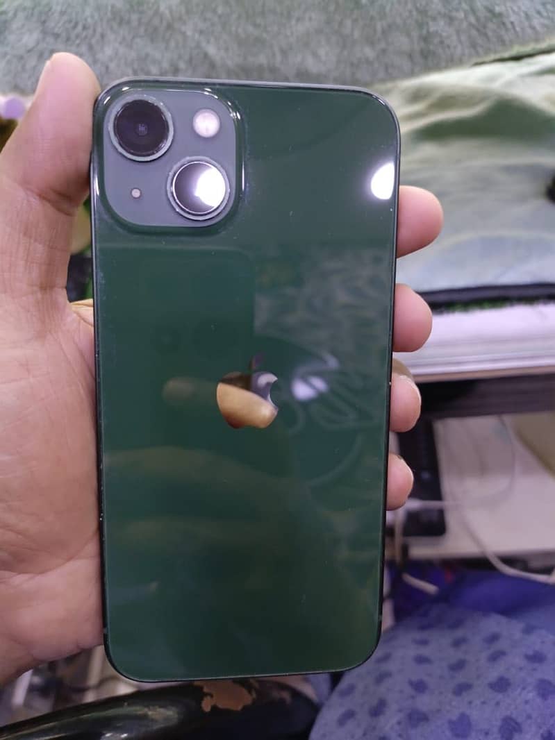Apple iPhone 13 3
