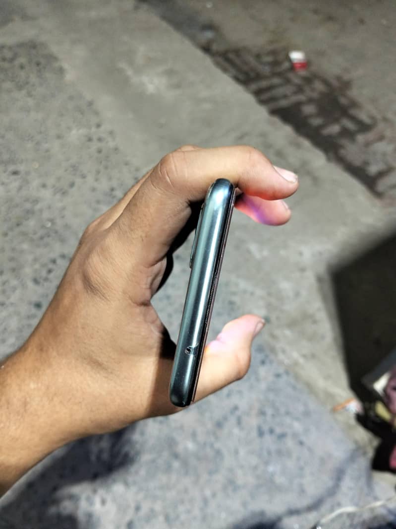 OPPO Reno6 3