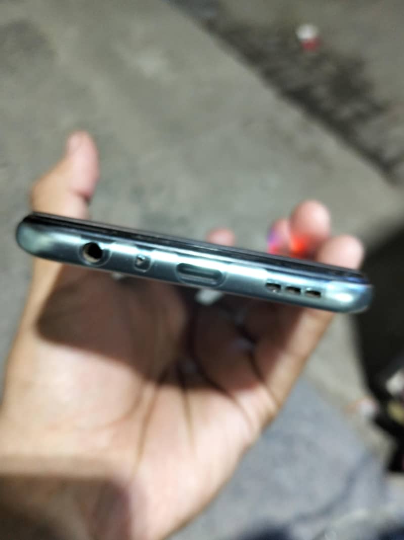 OPPO Reno6 4