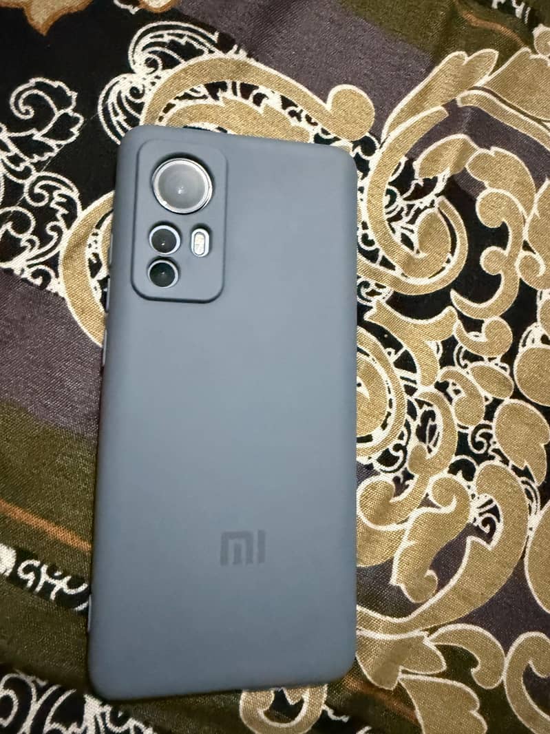 Xiaomi Mi 12 - Mobile Phones - 1120915387