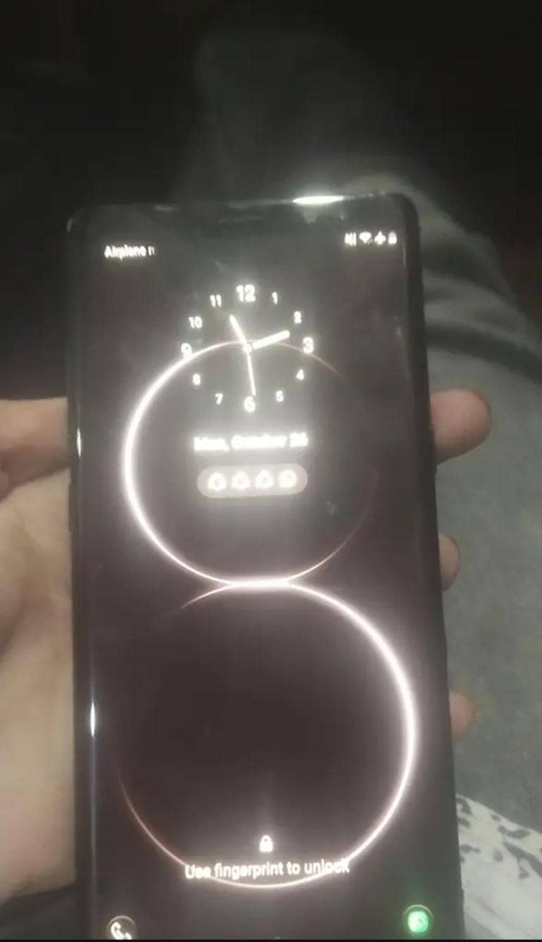 Samsung Mobile Note 8 1