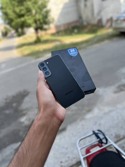 Samsung Mobile S22