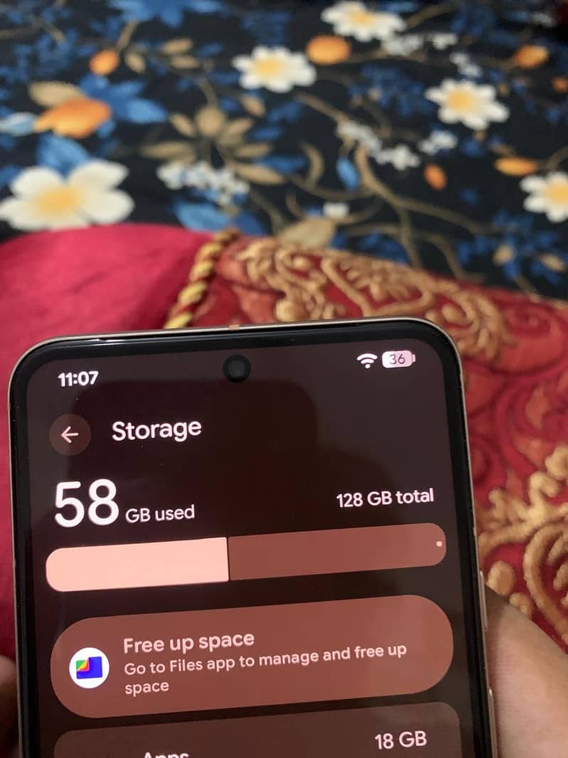 Google Pixel 8 7