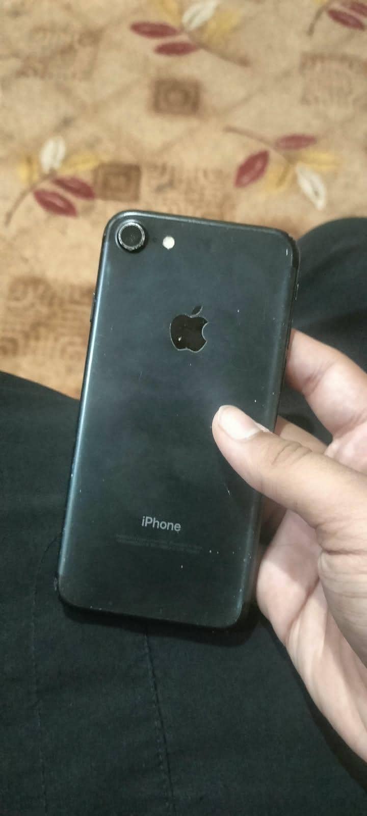 Apple iPhone 7 1