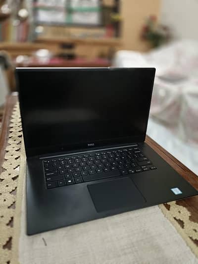 Dell Precision 5520 Core I7 6Th generation 4GB Nvidia QuadroRead Ad