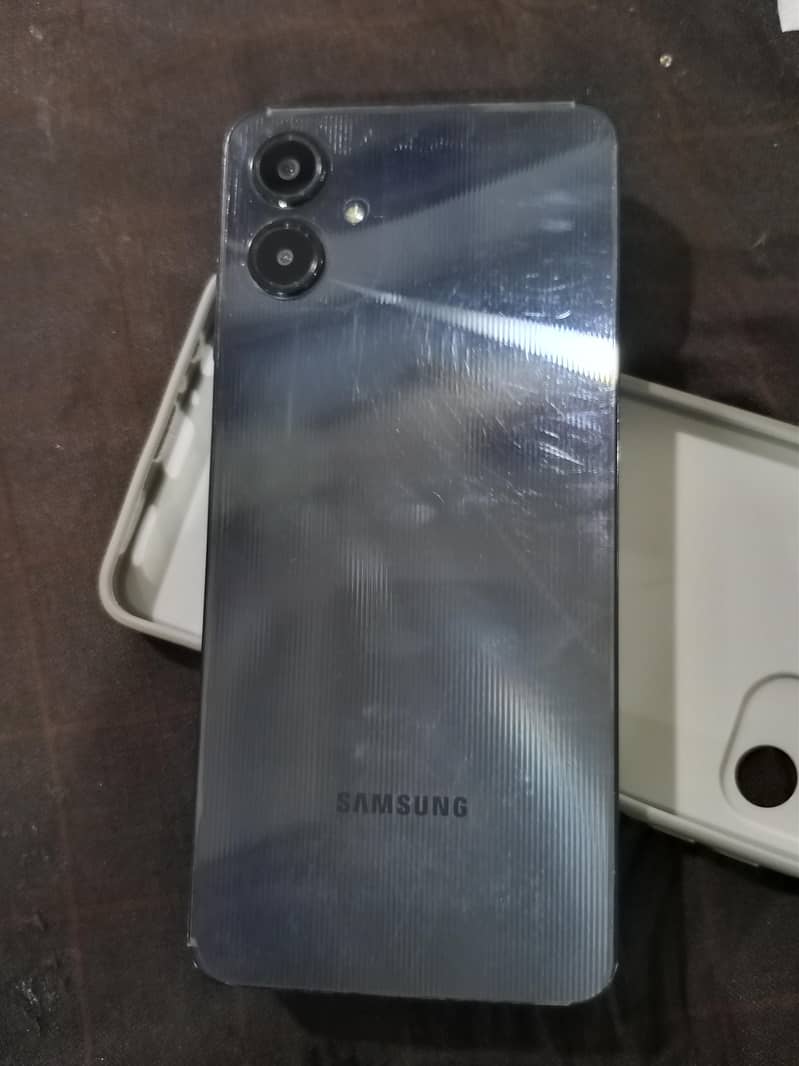 Samsung Mobile A06 1
