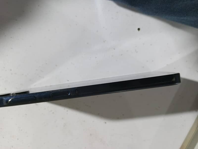 Samsung Mobile A06 4