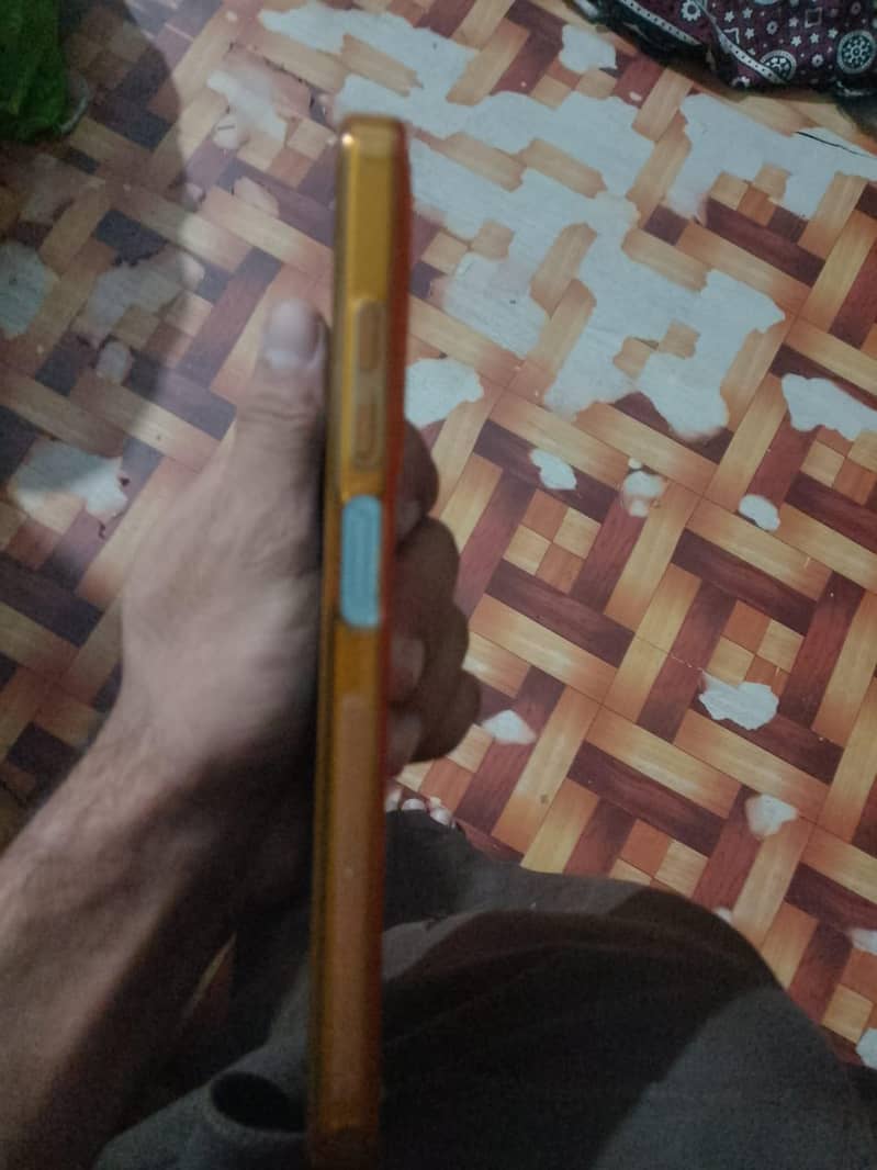 Tecno Spark Go 2