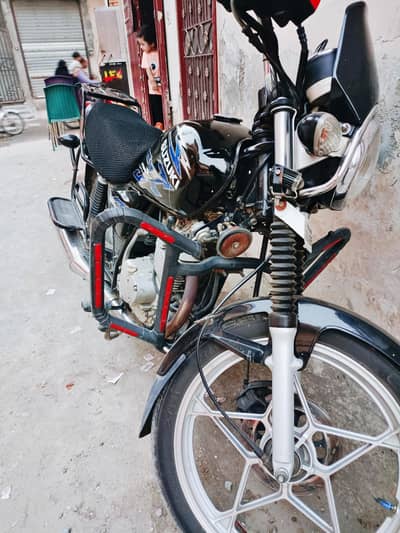 Suzuki GS 150 SE