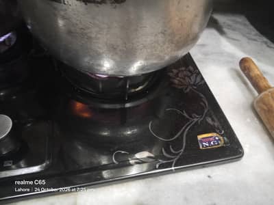 Three burner kitchen Hob 2 in 1 SYSTEM, LPG AND NATURAL GAS OPERATED