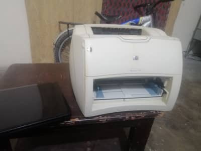 Hp 1300 laser jet printer