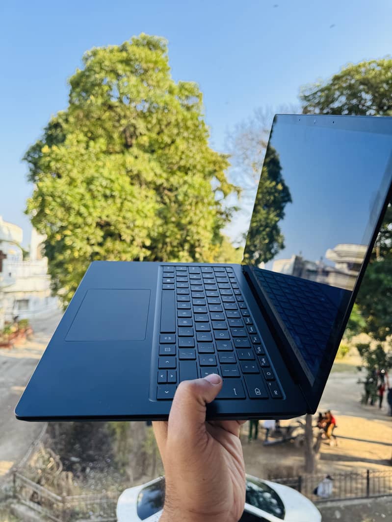 Microsoft surface Laptop 5 3